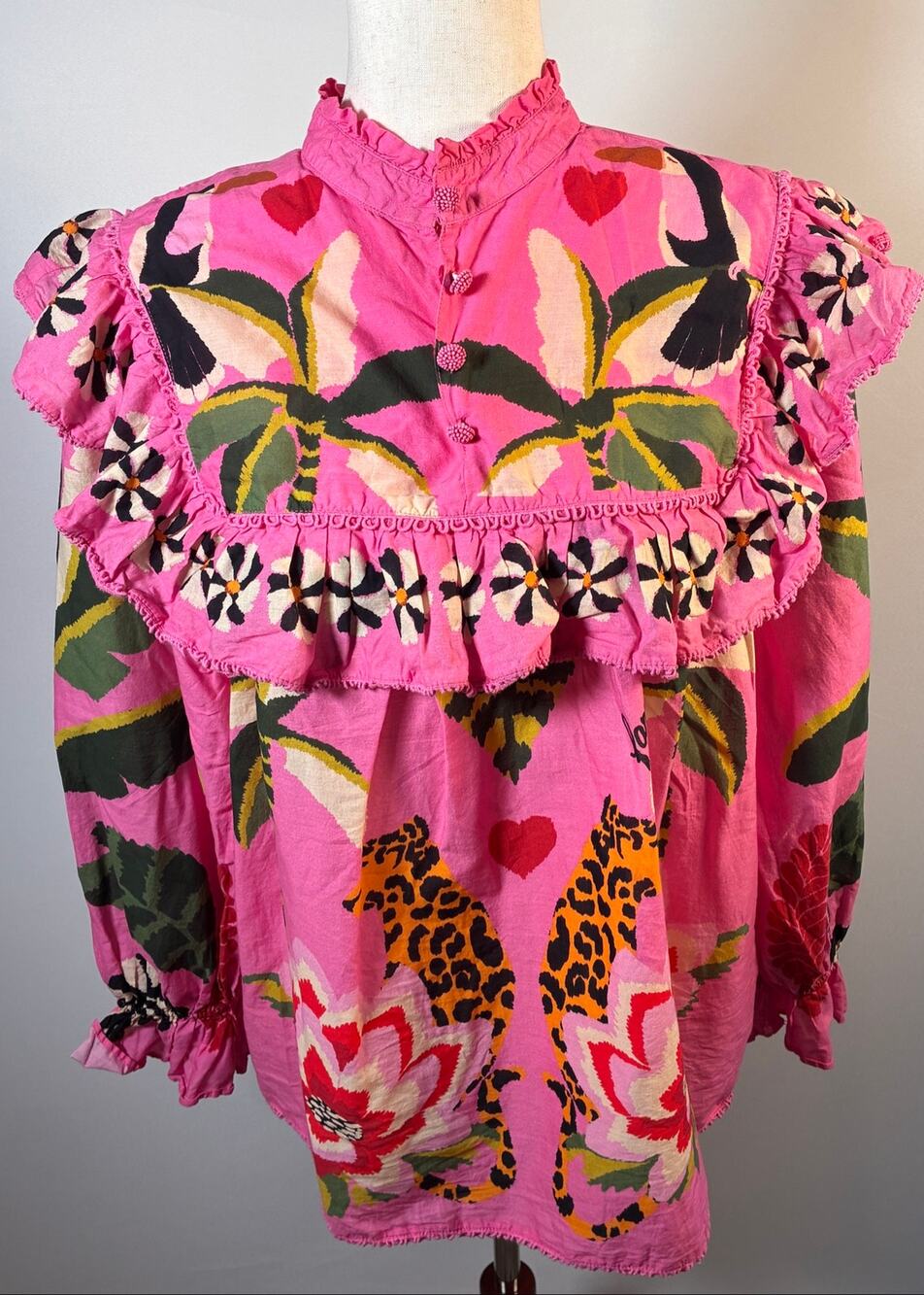 FARM Rio Pink Toucan Tropical Ruffle Blouse Beaded Buttons M